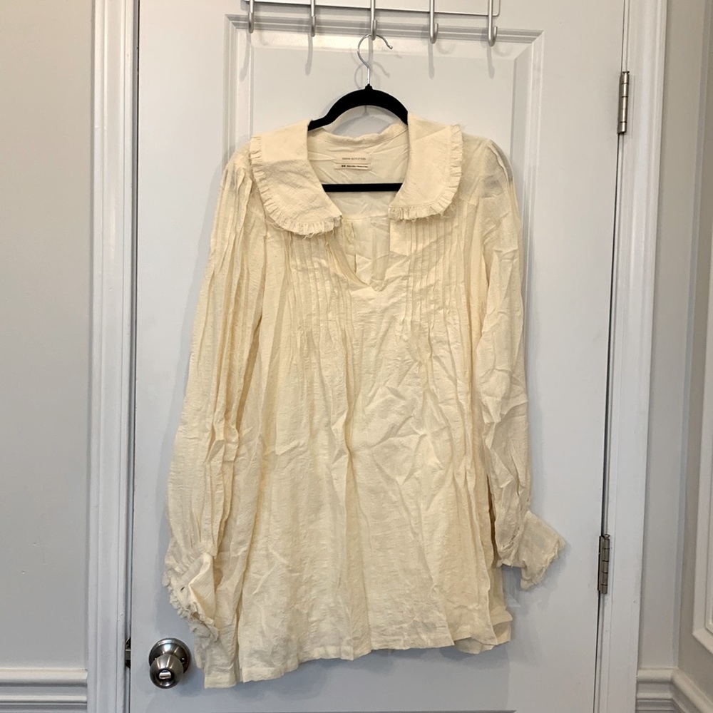 Cream urban outfitters dress. Fits like a small